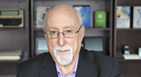 Journalist Walt Mossberg